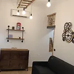 Gio House アパート *